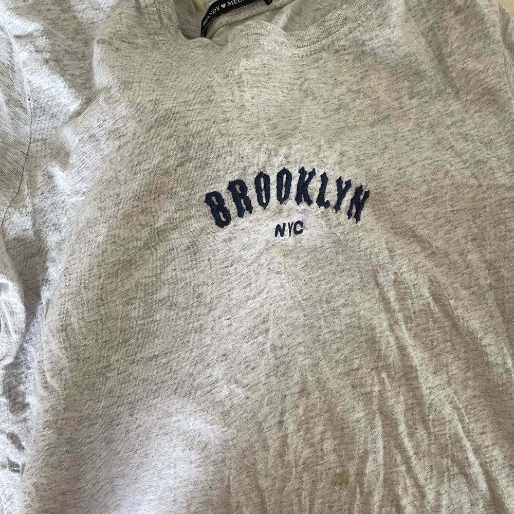 Brandy Melville Brooklyn top